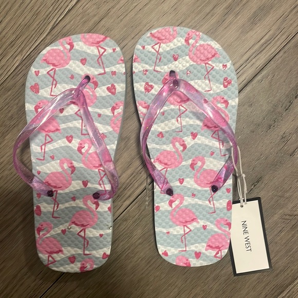Nine West Kids flip flops - Picture 2 of 3